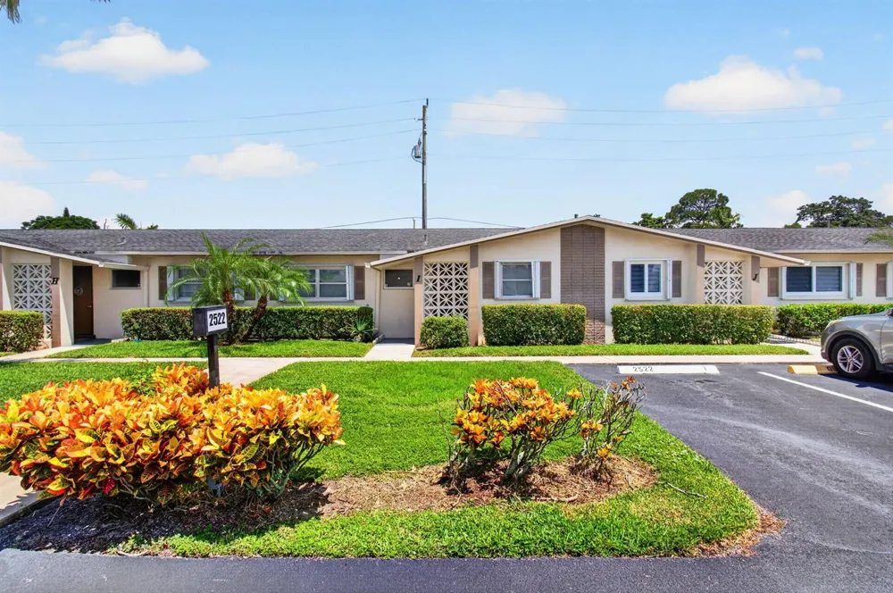 2522 Emory Dr Drive E #I West Palm Beach, FL 33415