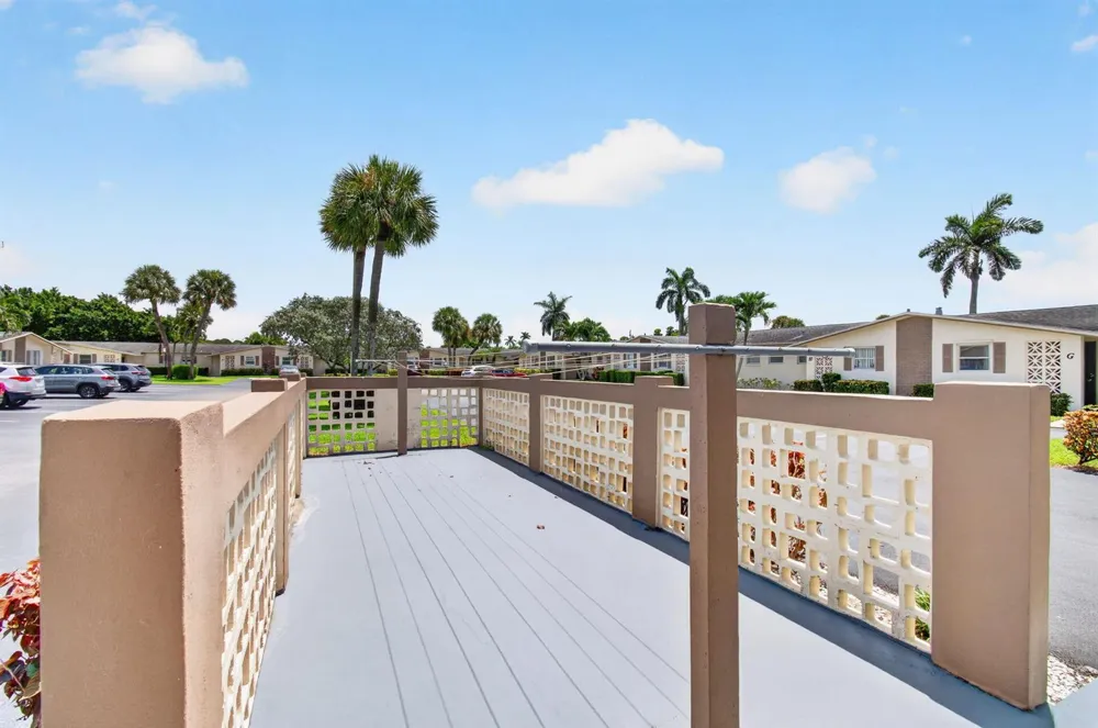 2522 Emory Dr Drive E #I West Palm Beach, FL 33415