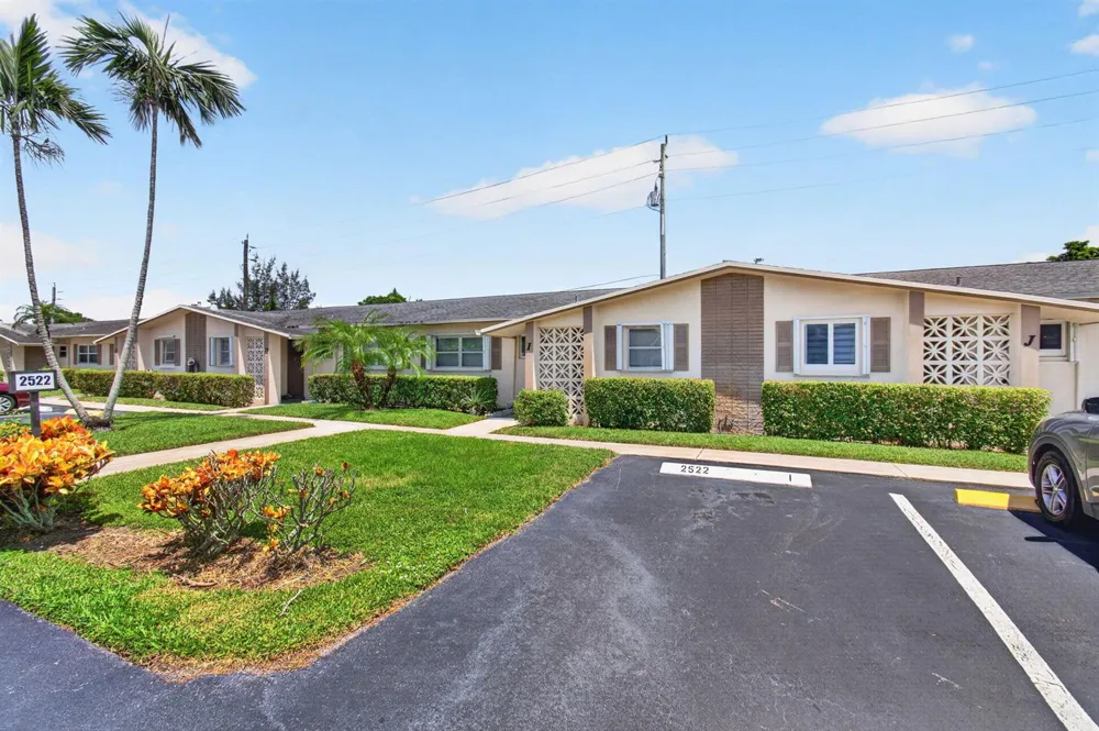 2522 Emory Dr Drive E #I West Palm Beach, FL 33415