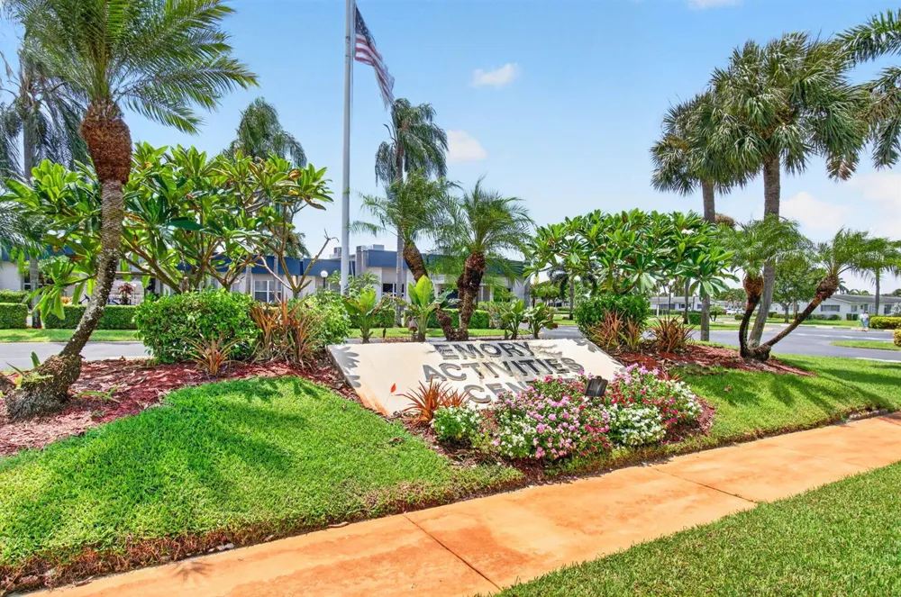 2522 Emory Dr Drive E #I West Palm Beach, FL 33415