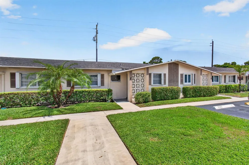 2522 Emory Dr Drive E #I West Palm Beach, FL 33415