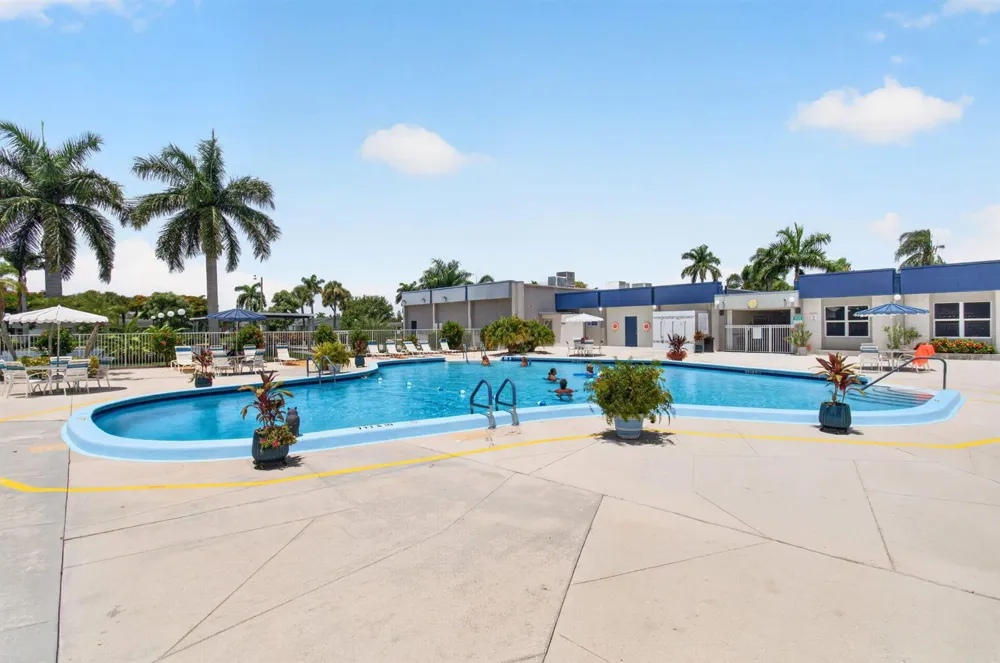 2522 Emory Dr Drive E #I West Palm Beach, FL 33415