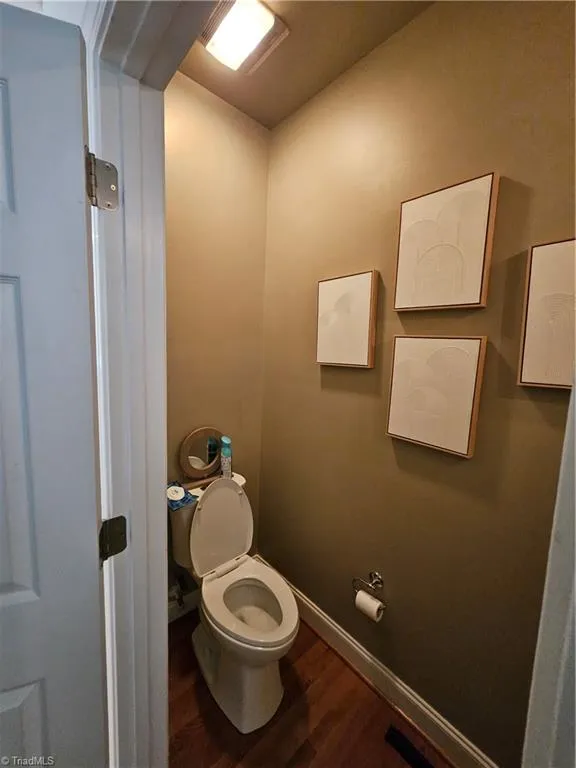 140 Fox Run Eden, NC 27288