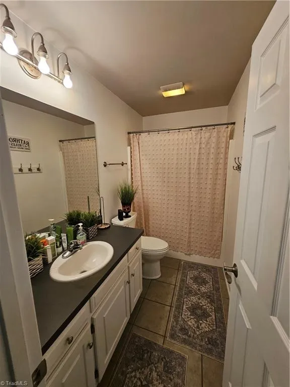 140 Fox Run Eden, NC 27288
