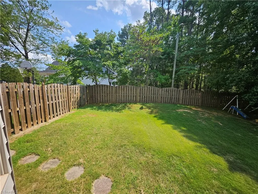 140 Fox Run Eden, NC 27288