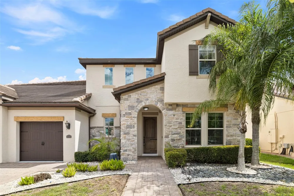 8416 CHILTON DRIVE Orlando, FL 32836