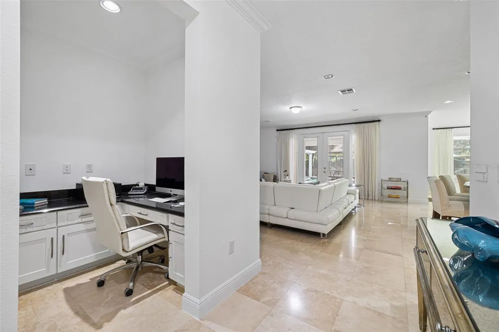 8416 CHILTON DRIVE Orlando, FL 32836