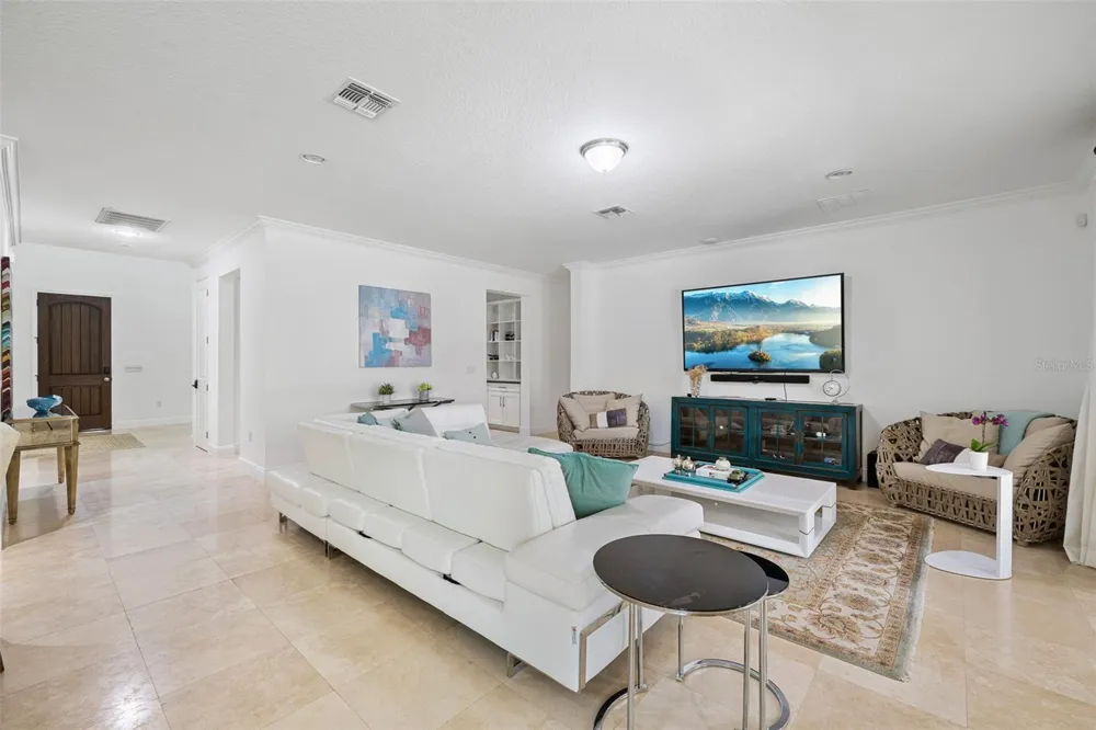 8416 CHILTON DRIVE Orlando, FL 32836