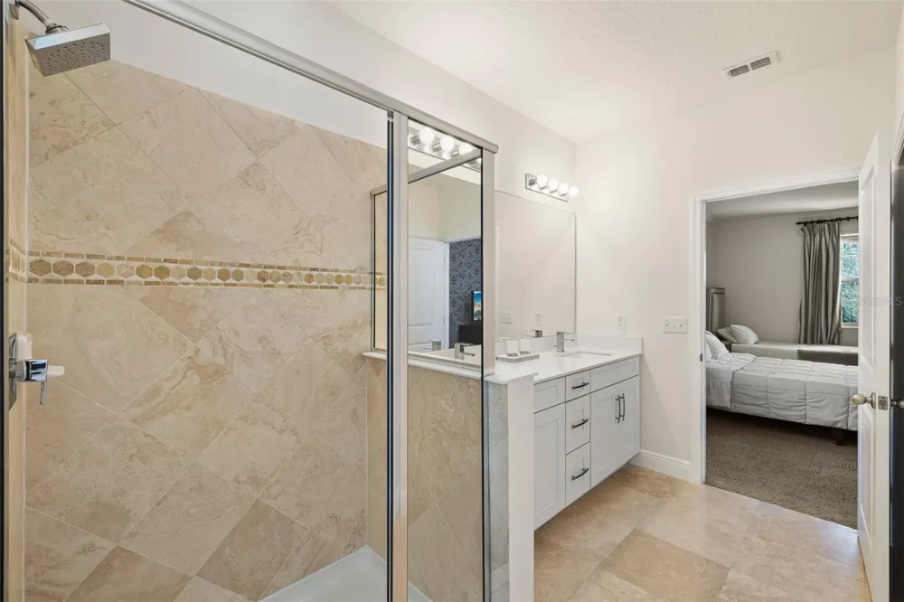 8416 CHILTON DRIVE Orlando, FL 32836