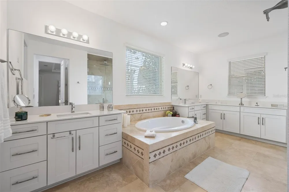 8416 CHILTON DRIVE Orlando, FL 32836