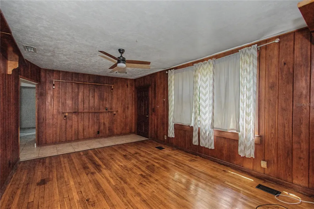 20179 THE GRANADA Dunnellon, FL 34432