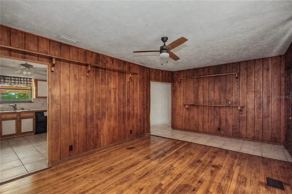 20179 THE GRANADA Dunnellon, FL 34432