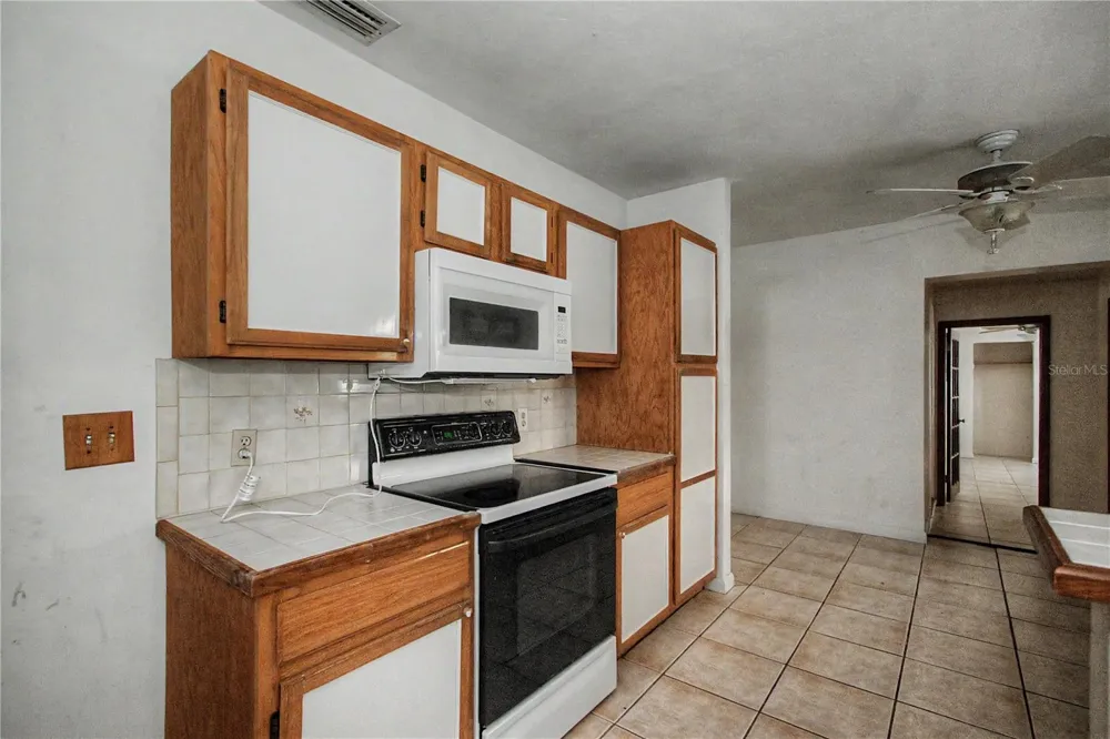 20179 THE GRANADA Dunnellon, FL 34432
