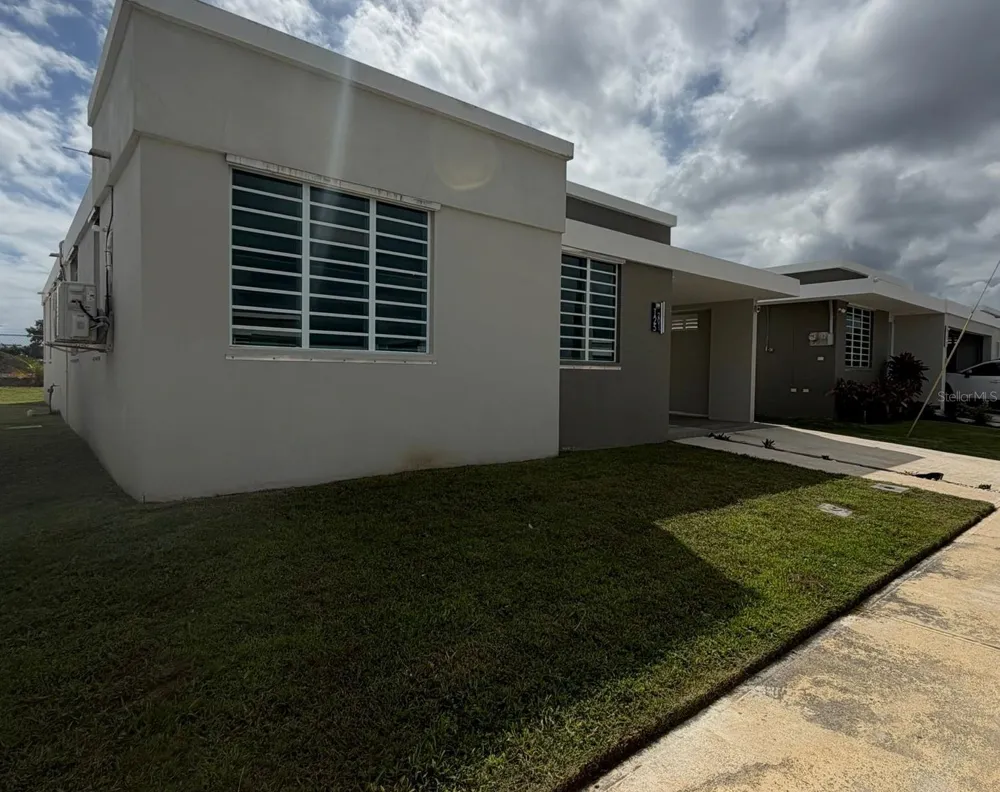 Cale I 25 URB PALACIOS DEL MAR Humacao, PR 00791