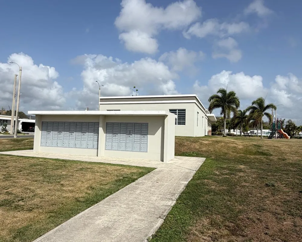 Cale I 25 URB PALACIOS DEL MAR Humacao, PR 00791