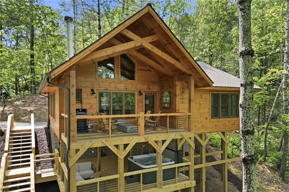 85 Christopher Drive Ellijay, GA 30540