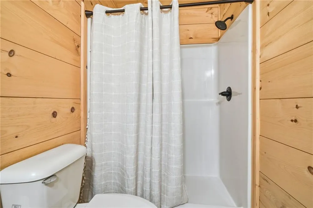 85 Christopher Drive Ellijay, GA 30540