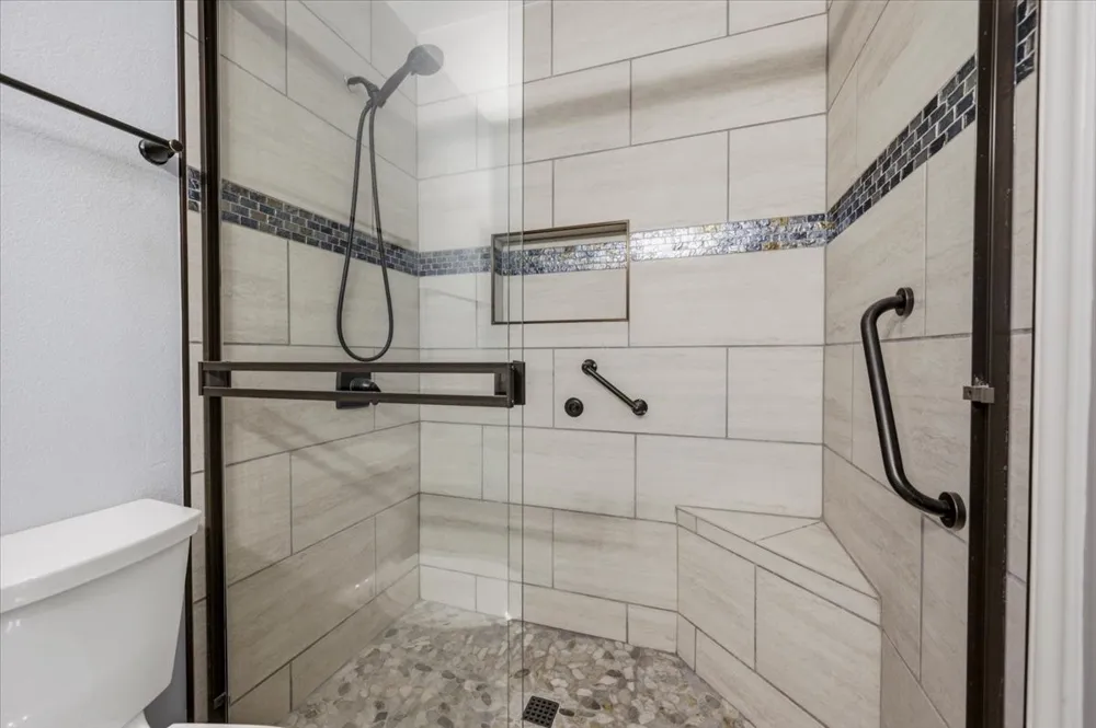 814 Rock Creek Drive Euless, TX 76039