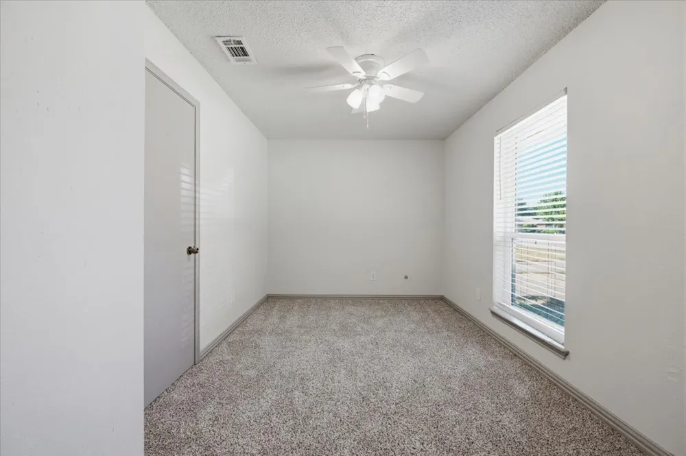 814 Rock Creek Drive Euless, TX 76039