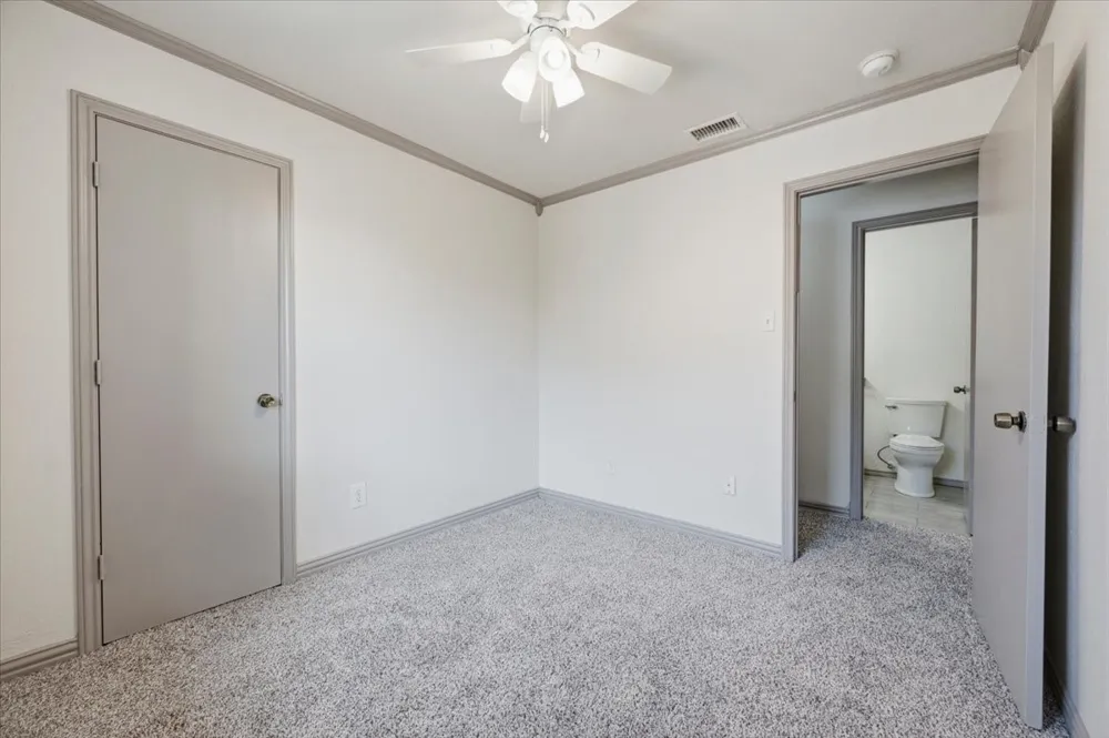814 Rock Creek Drive Euless, TX 76039