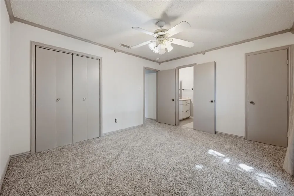 814 Rock Creek Drive Euless, TX 76039