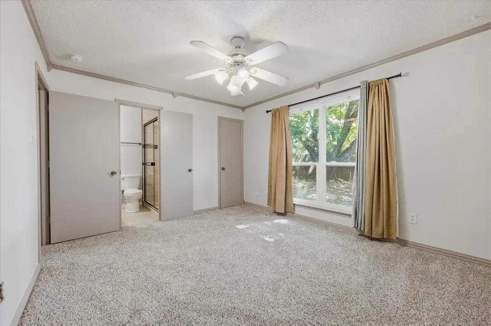 814 Rock Creek Drive Euless, TX 76039