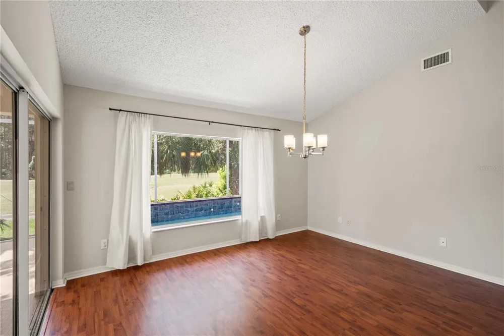 6005 FAIRWAY PALMS COURT Tampa, FL 33647