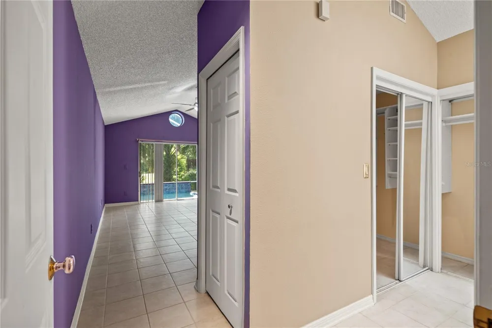 6005 FAIRWAY PALMS COURT Tampa, FL 33647