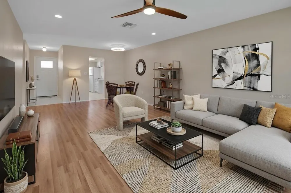 202 ELMWOOD AVENUE #330 Deland, FL 32724