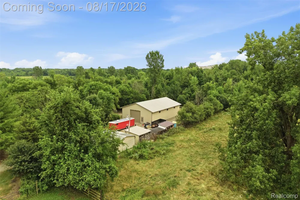 10286 7 Mile Road Salem Township, MI 48167