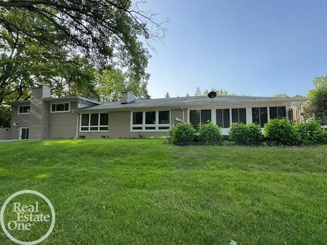 6026 Via Toscana Street Troy City, MI 48085