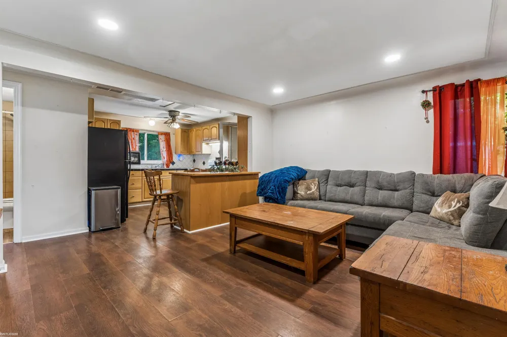 133 Murphy Drive St Clair Township, MI 48079
