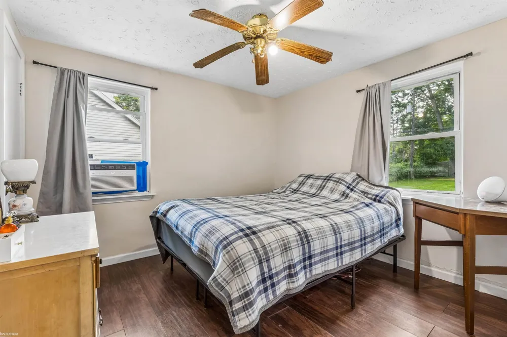 133 Murphy Drive St Clair Township, MI 48079