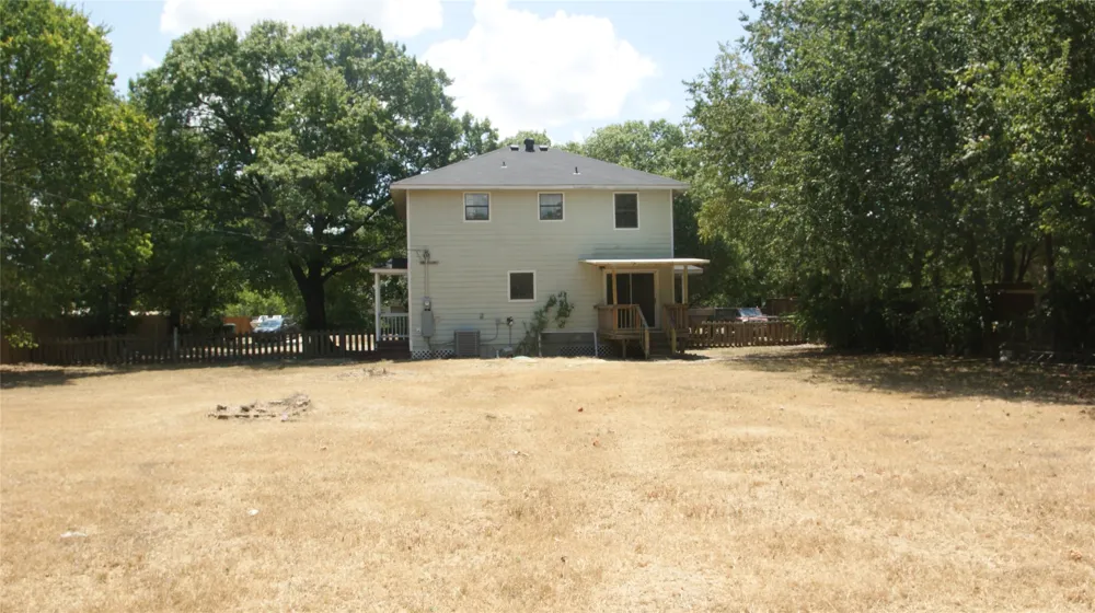 207 Spring Branch Drive Red Oak, TX 75154