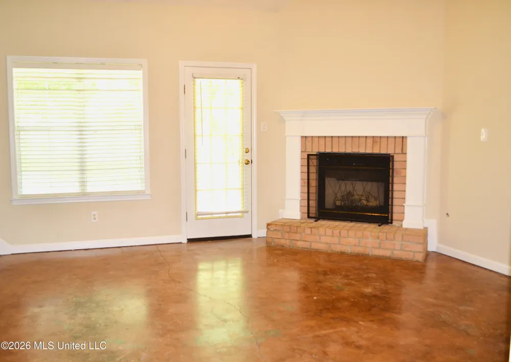 3292 Big Ben Hernando, MS 38632