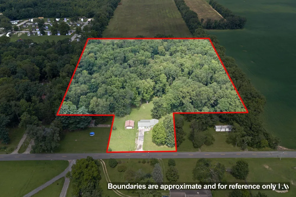 19070 State Line Road Edwardsburg, MI 49112