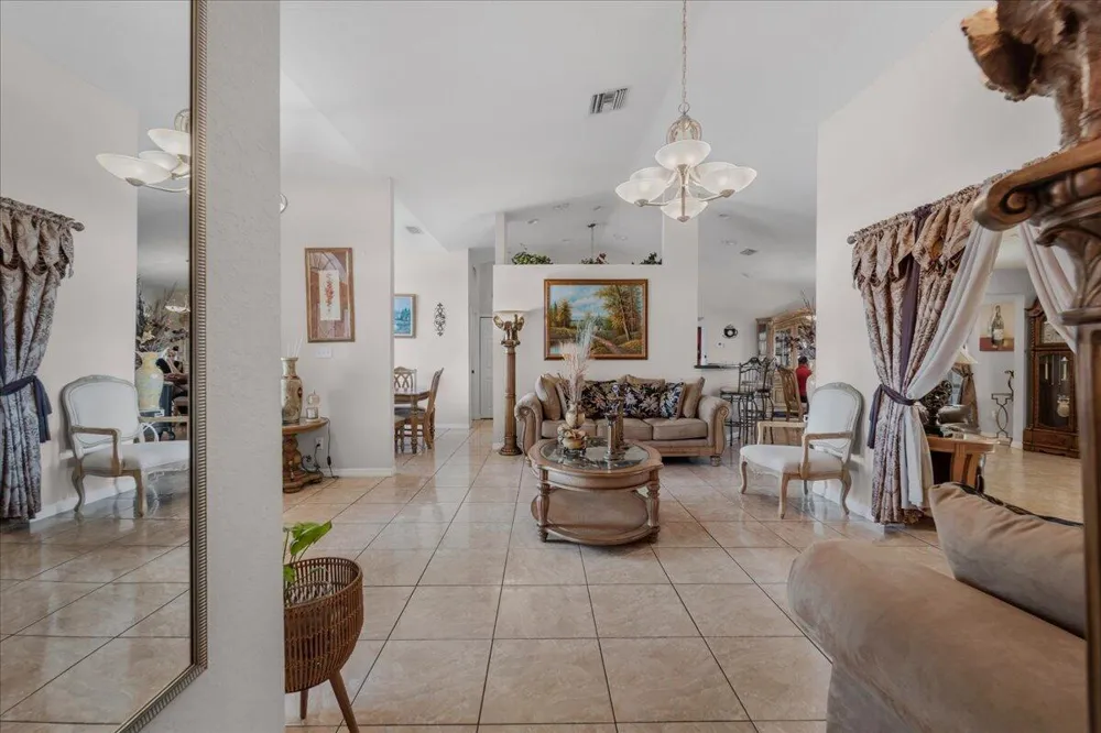 1023 Caribbean Avenue Clewiston, FL 33440