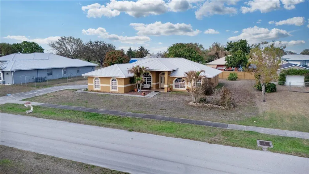 1023 Caribbean Avenue Clewiston, FL 33440