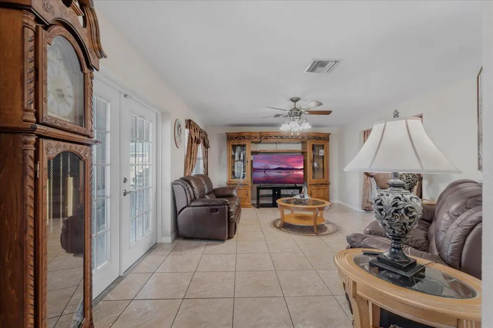 1023 Caribbean Avenue Clewiston, FL 33440