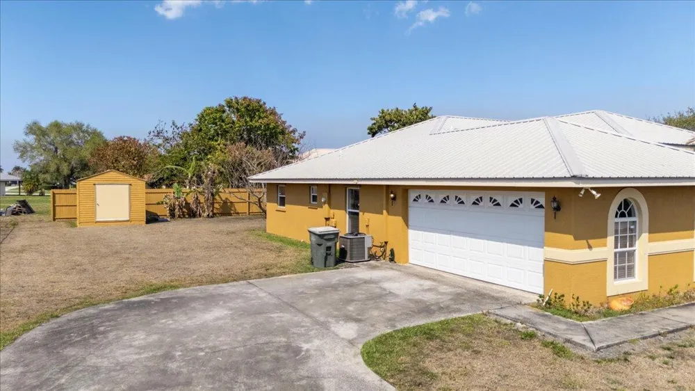 1023 Caribbean Avenue Clewiston, FL 33440