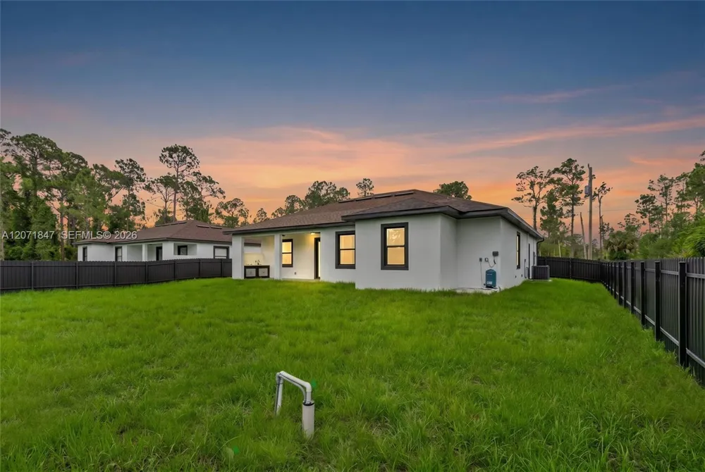 1047 Merry St Lehigh Acres, FL 33974