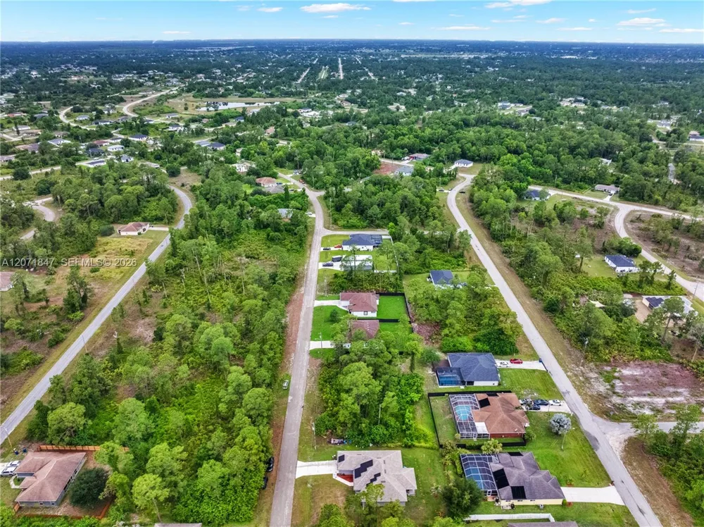 1047 Merry St Lehigh Acres, FL 33974