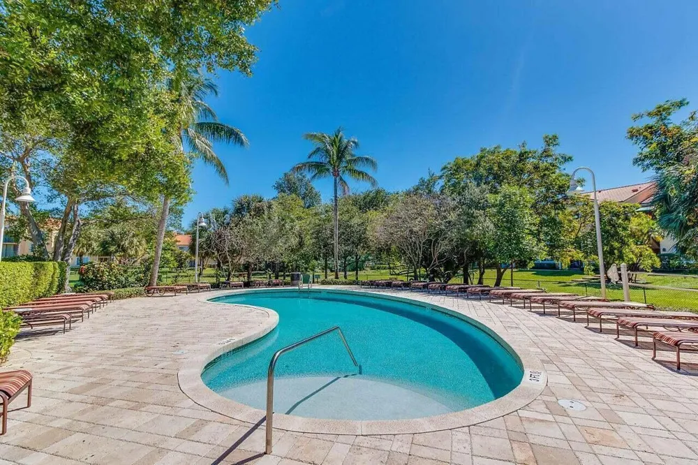 135 YACHT CLUB WAY #305 Hypoluxo, FL 33462