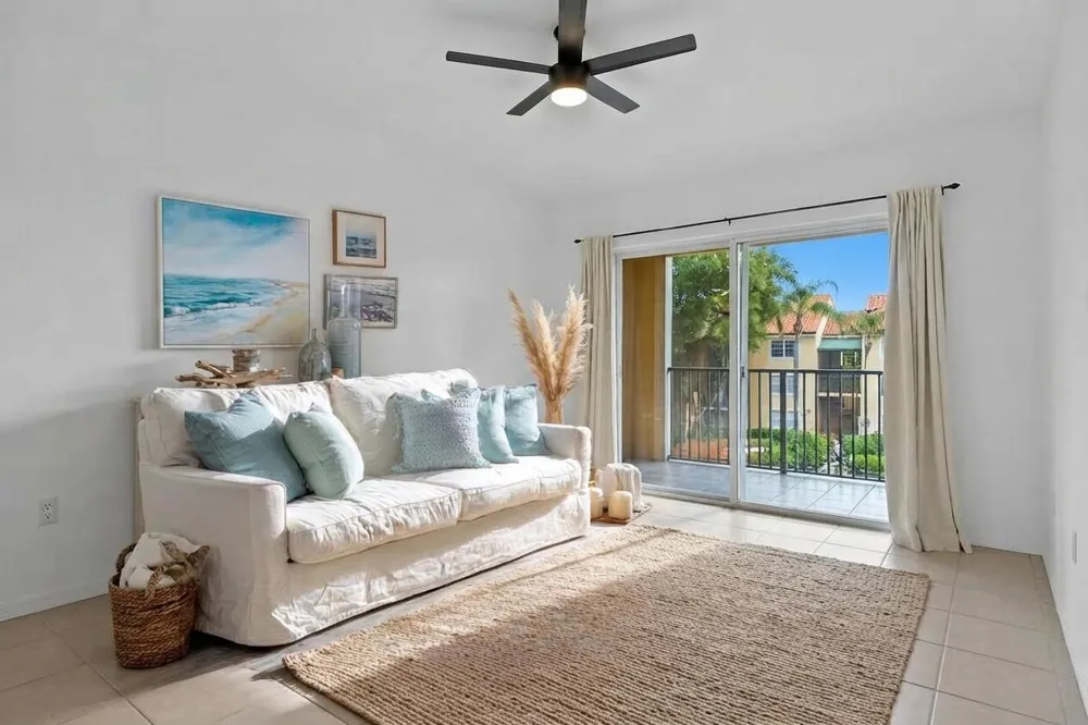135 YACHT CLUB WAY #305 Hypoluxo, FL 33462