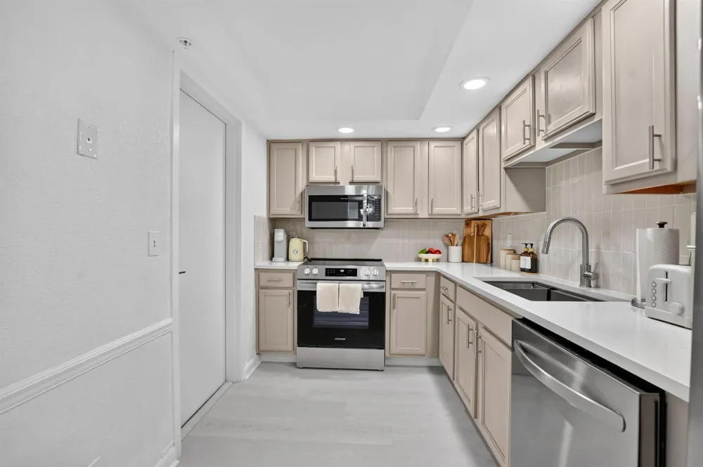 7835 Lakeside Boulevard #966 Boca Raton, FL 33434