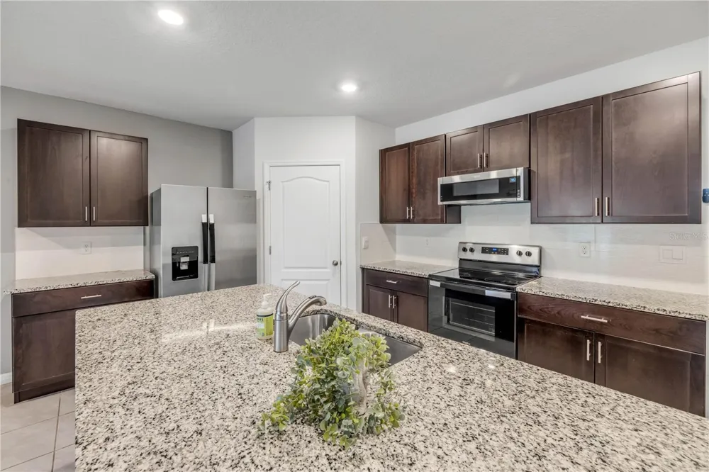 1802 MYRTLEBROOKE DRIVE Edgewater, FL 32141