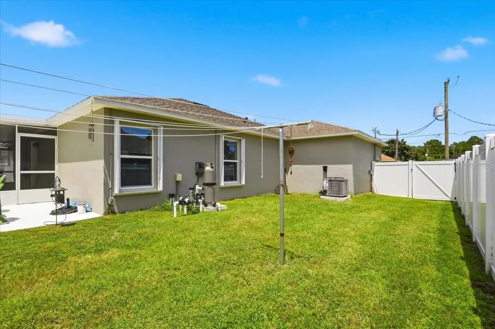 16 PICKWOOD PLACE Palm Coast, FL 32164