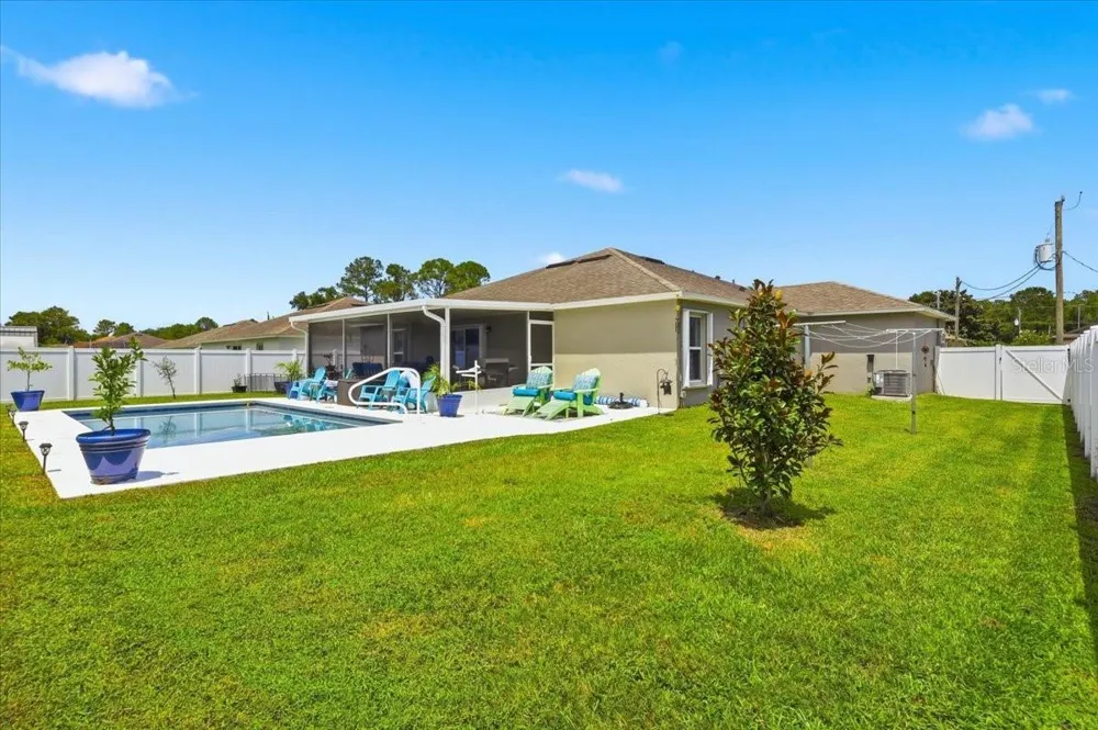 16 PICKWOOD PLACE Palm Coast, FL 32164