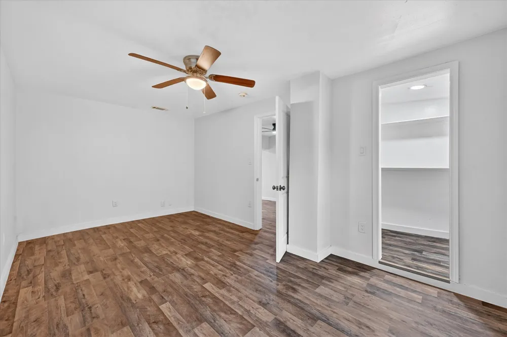 538 Pemberton Hill Road Dallas, TX 75217