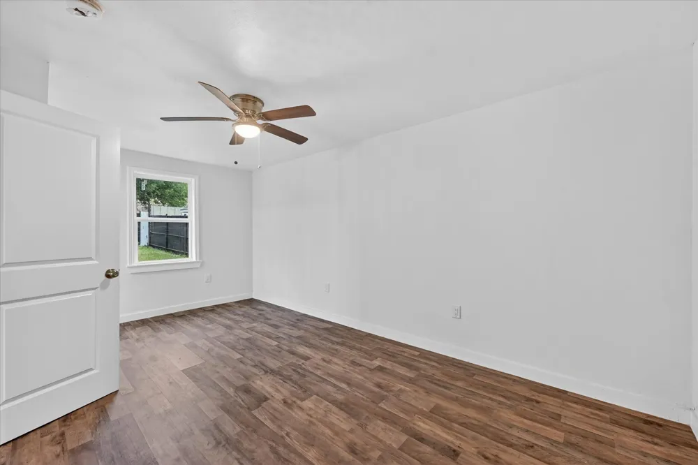 538 Pemberton Hill Road Dallas, TX 75217